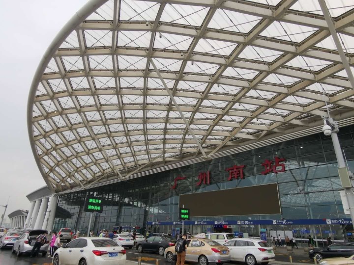 广州火车站深圳北约车接送